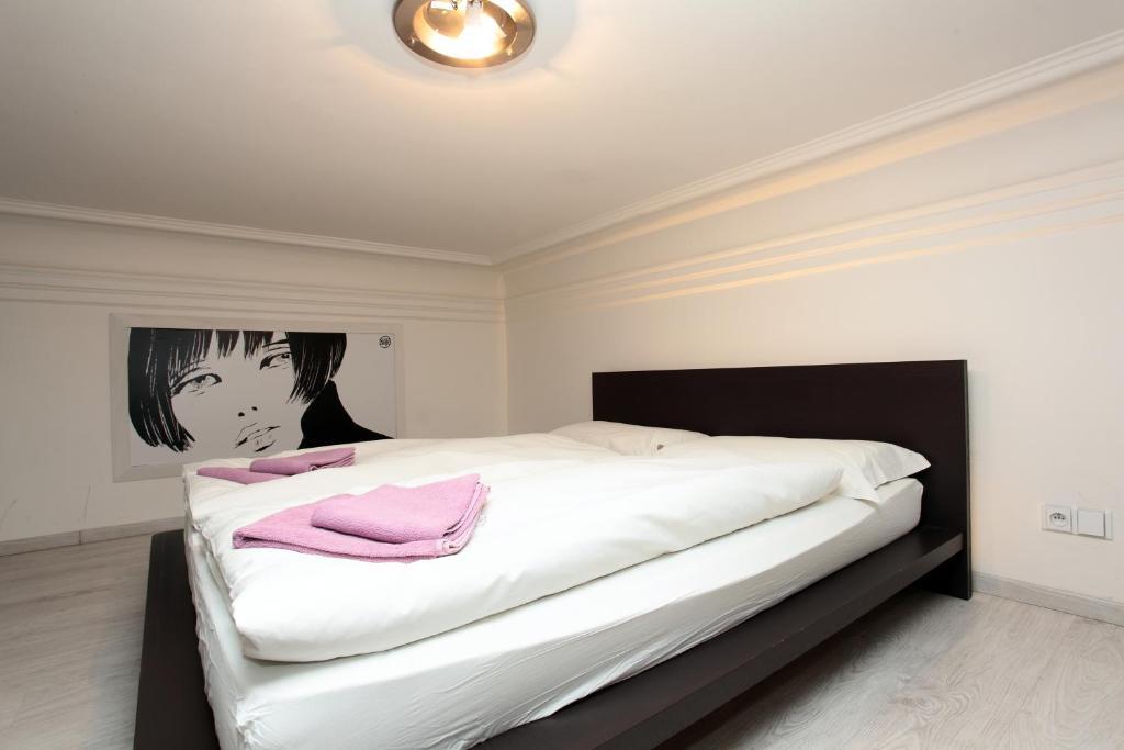 Apartment House - The Modern Flat Prag