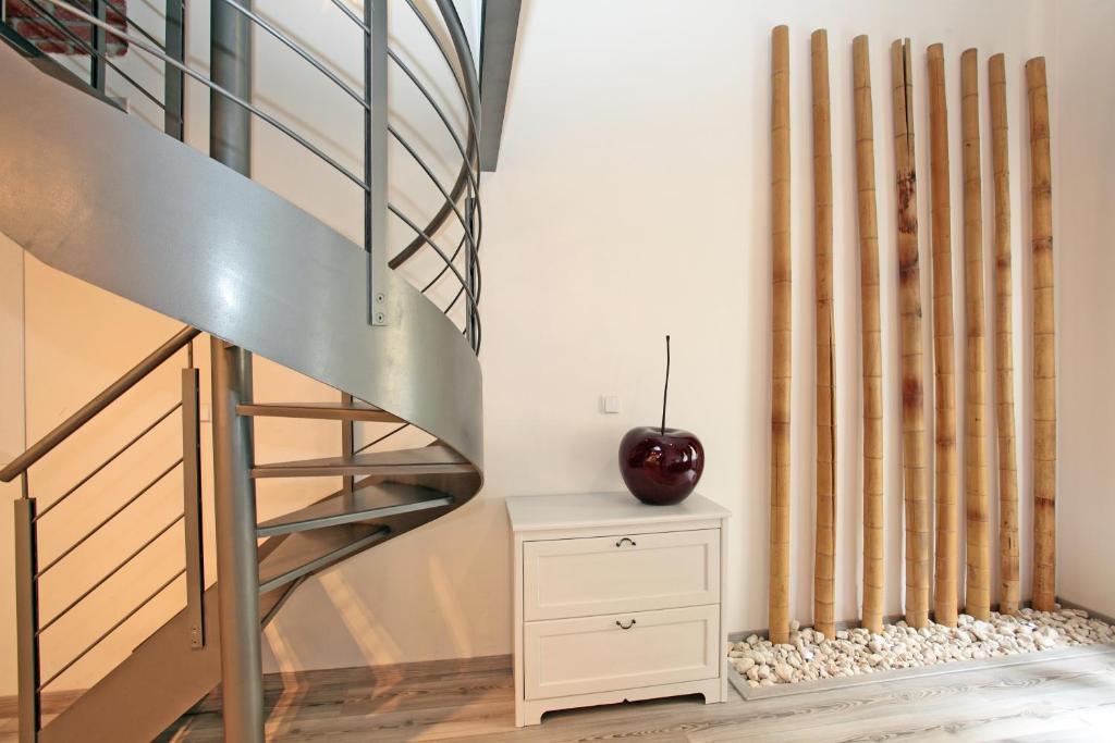 House - The Modern Flat * Prag