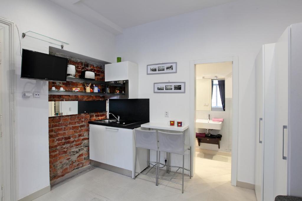 House - The Modern Flat * Prag